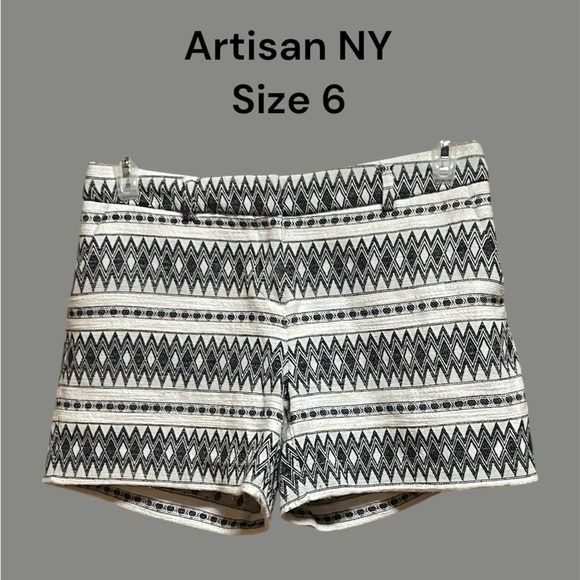 Artisan NY Women's Black and White Patterned Shorts size 6 - Picture 1 of 3